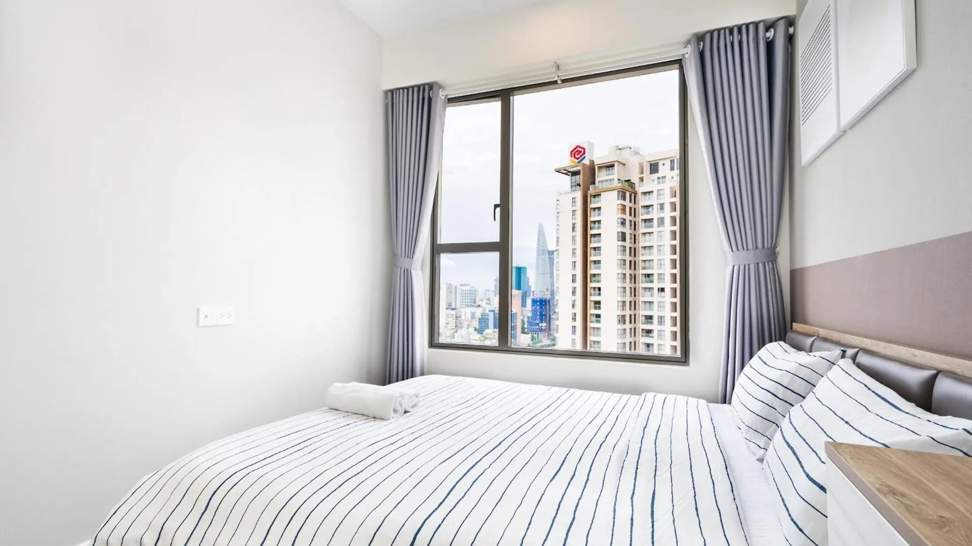 Min' Apartment - Rivergate Residence Downtown Bui Vien - Free Pool Ho Chi Minh City