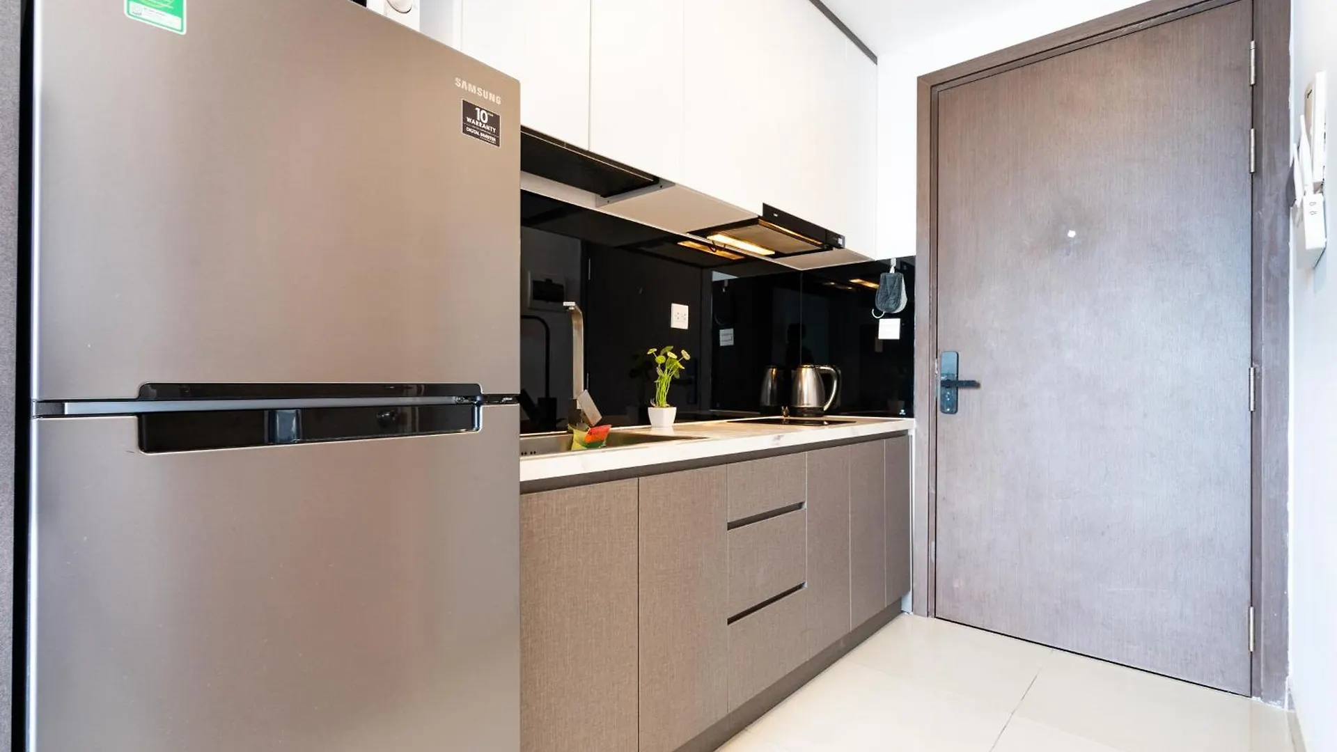 Min' Apartment - Rivergate Residence Downtown Bui Vien - Free Pool Ho Chi Minh City